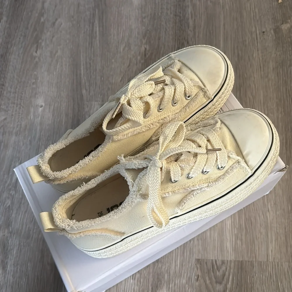 🎉Women's Cream Canvas Sneakers - Picture 5 of 6